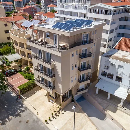 Almare Apartment Budva